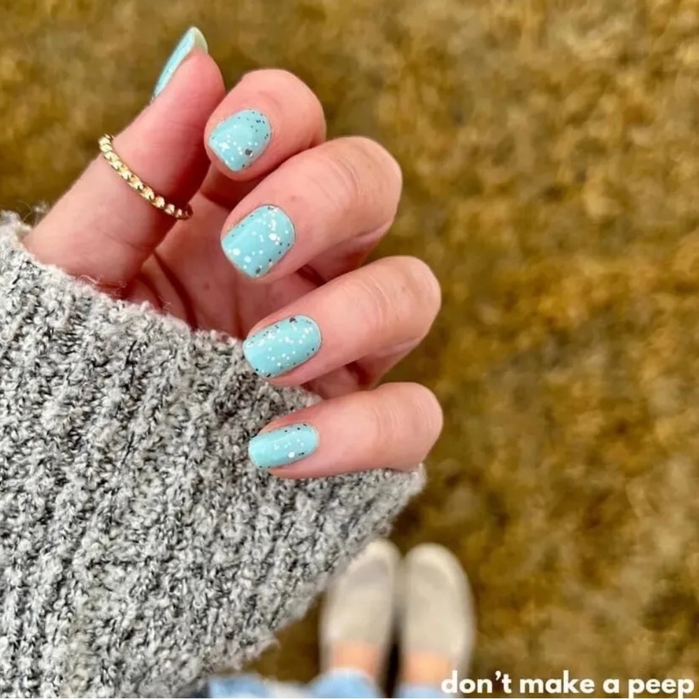 *Retired* Color Street: Don’t Make a Peep | Blue Spring Easter Silver Glitter - Picture 8 of 16